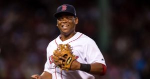 Dominicano Devers batea 4 hits en victoria de Medias Rojas