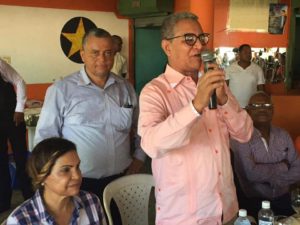 Papi López dijo que con sus ejecutorias en el gobierno el presidente Danilo Medina está construyendo un nuevo escenario con un legado extraordinario en el plano social y económico