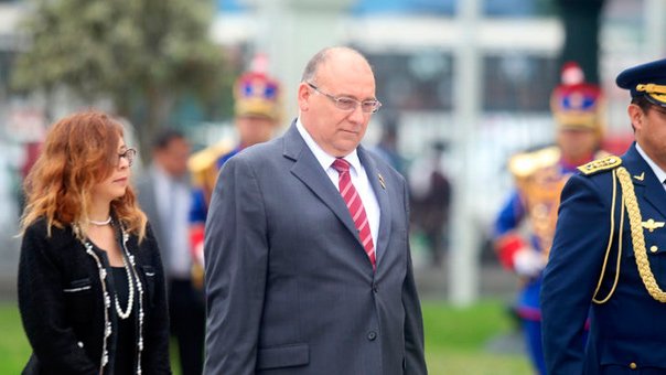 El embajador venezolano Diego Alfredo Molero Bellavia, fue expulsado de Perú.