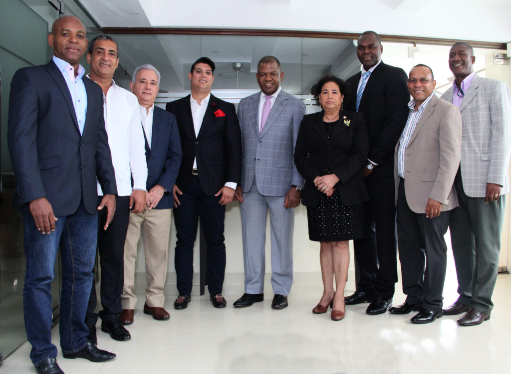 Comité Organizador del Torneo de Baloncesto Superior de Santo Domingo Oeste.