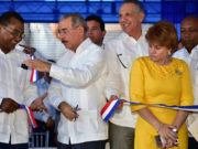 El presidente Danilo Medina corta la cinta y entrega la presa Las Dos Bocas, en Vallejuelo, San Juan