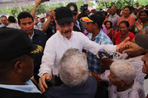 Productores de Independenciarecibieron la Visita Sorpresa 178 del presidente Danilo Medina.