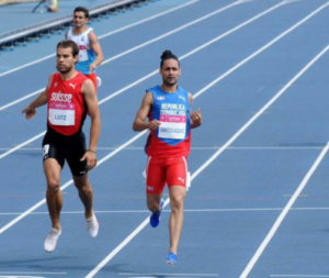 Luguelín Santos clasificó a la final de los 400 metros en Olimpíada Universitaria Taipéi