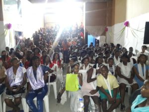 La Fundación Casa de la Mujer celebra graduación de 150 niños con aval del Infotep