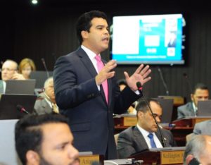 El diputado por el Partido Revolucionario Dominicano (PRM), Wellington Arnaud,