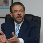 Guillermo Moreno, presidente de Alianza País, una de las organizaciones políticas que rechazan propuesta de Danilo Medina