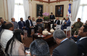 Encuentro del presidente Danilo Medina con autoridades de las provincias afectadas por el huracán María