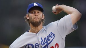 El pitcher de los Angeles Dodgers, Clayton Kershaw. (AP Photo/David Zalubowski)