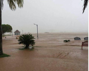Totalmente inundado el malecón de Samaná por las lluvias provocadas por el huracán María.