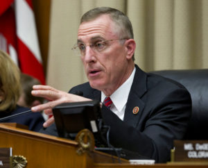 El congresista Tim Murphy de Pensilvania anunció el miércoles que no se postularía para un noveno mandato (AP Photo/J. Scott Applewhite, File)