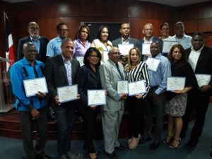 Parte de la nueva directiva del Coledio Dominicano de Periodistas (CDP)