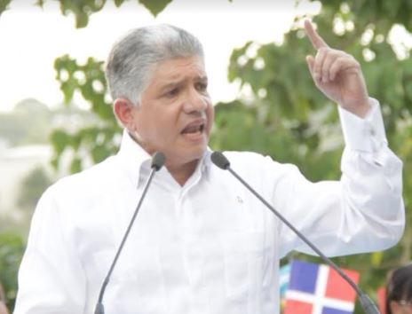 Eduardo Estrella, presidente del Partido Dominicano por el Cambio (DXD).