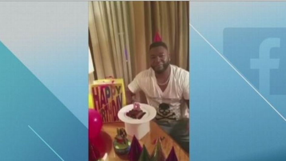 David Ortiz celebra cumpleaños a niño enfermo