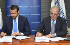 COMPETITIVIDAD y Cámara Americana de Comercio firman acuerdo que también impulsará la facilitación de trámites para que el país sea más competitivo