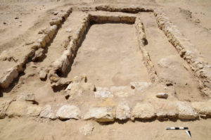 Esta foto sin fecha dada a conocer por el Ministerio de Antigüedades de Egipto muestra las ruinas de un gimnasio de hace 2.300 años, en el período helénico, en el sitio de Watfa, en la provincia de Fayoum, al este de El Cairo. (Ministerio de Antigüedades de Egito vía AP)