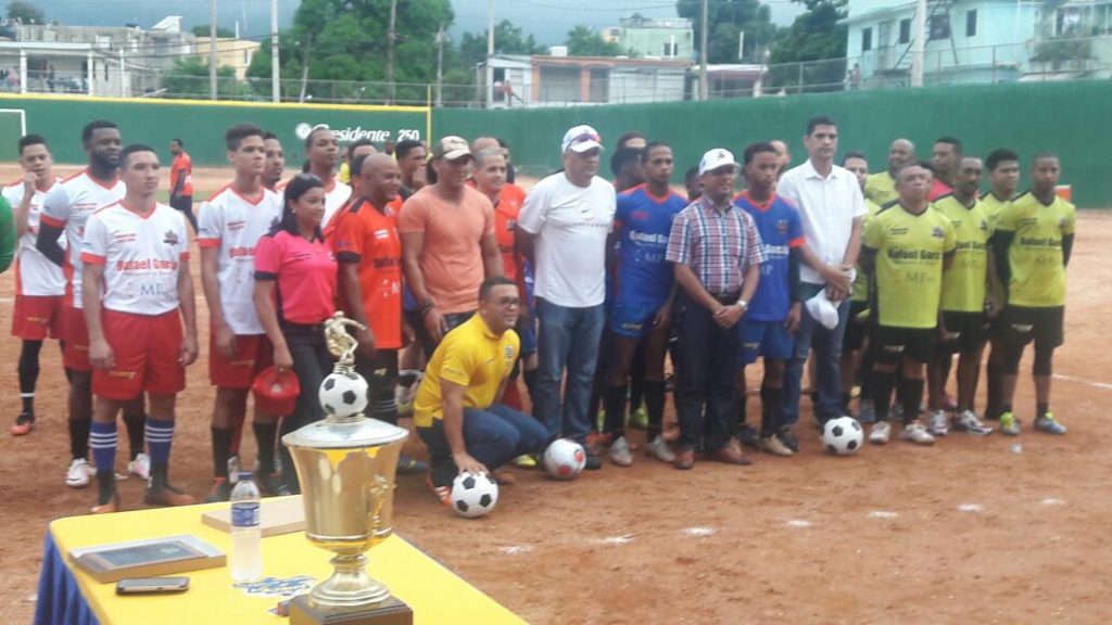 Torneo de Fútbol Copa Rafael García en Herrera