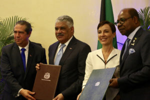 República Dominicana y Jamaica firman Acuerdo de Cooperación de Turismo Multi-destino