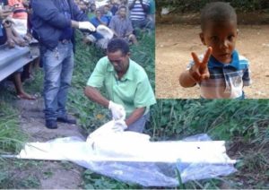 El cadáver del niño Joneury Daniel Encarnación, fue hallado en estado de putrefacción, en unos matorrales de la sección Santana