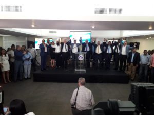 Presidente del PRM, Andrés Bautista, presenta equipo de la capital