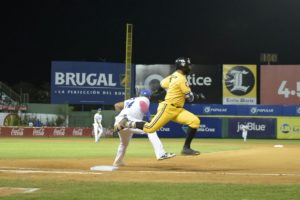 Cuarto partido de la Serie Final 2017-2018 entre Águilas Cibaeñas y Tigres del Licey