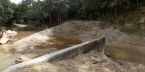 Extracción de arena del río Masacre en Dajabón