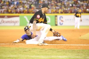 Los Tigres del Licey vs Águilas Cibaeñas