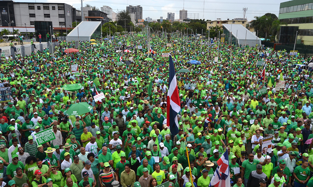 El Movimiento Verde realiza actividades contra los sobornos y la corrupción. R.M.