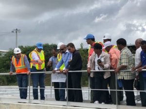 Alcalde y regidores de SDN reciben explicaciones sobre Proyecto Planta de Tratamiento Aguas Residuales