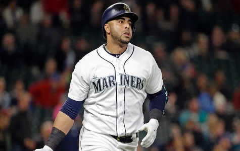 Nelson Cruz, uno de los peloteros doominicanos que brilló en el Día Inaugural al conectar un jonrón de dos carreras en el primer episodio y ayudó a Marineros de Seattle a vencer 2-1 a los Indios de Cleveland.