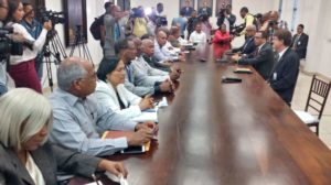 Reunión entre el Ministerio de Educación y la Asociación Dominicana de Profesores (ADP) (Danny Polanco)