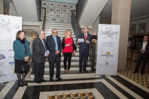 Sra. Miriam Nasser de Romero; Emb Iván Romero de Honduras, decano de América Latina; Khaleed AlDuaisan de Kuwait, decano del cuerpo diplomático; Natalia Federighi de Cuello