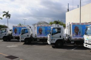 Camiones del ASDE para recolección de basura en escuelas...