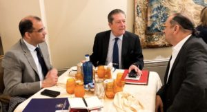 Olivo Rodríguez Huertas, Federico Mayor Zaragoza y José Antonio Rodríguez reunidos en España