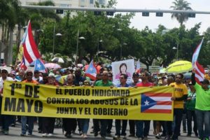 Protestan en Puerto Rico por pensiones, escuelas y reconstrucción