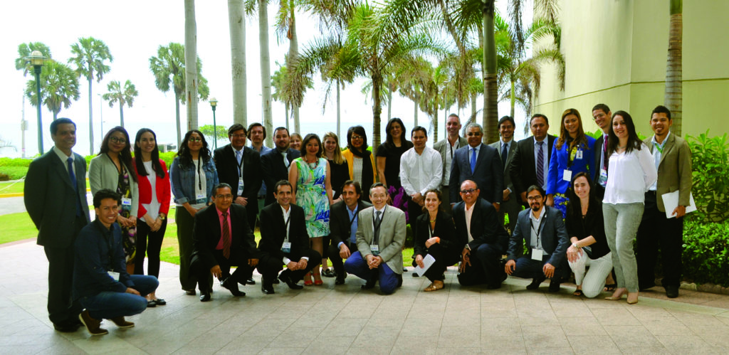 Participantes del taller de análisis de la necesidad del fortalecimiento de transparencia presupuestaria en AL y el Caribe