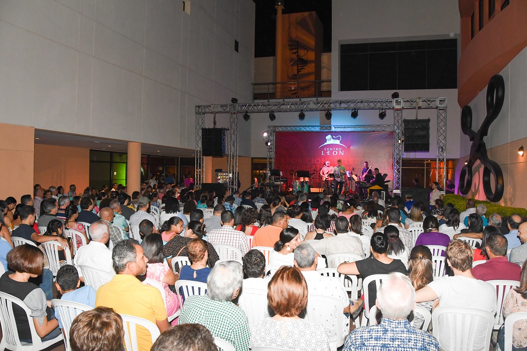 Durante la presentación del Cuarteto alemán “El Violín Latino” 