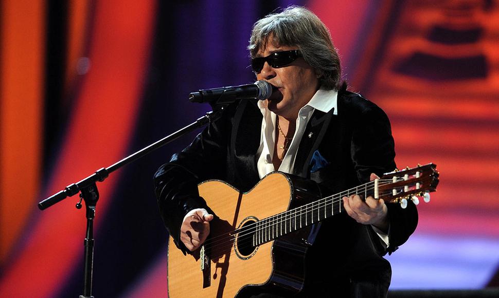 José Feliciano.