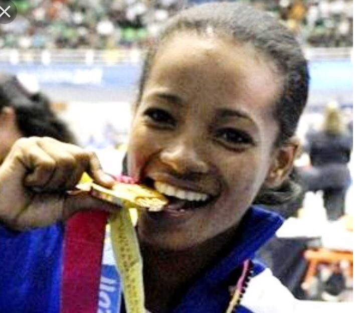 Ana Villanueva gana oro en karate en Centroamericanos 2018