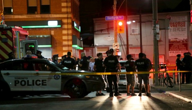 La Policía de Toronto reportó un tiroteo en Danforth