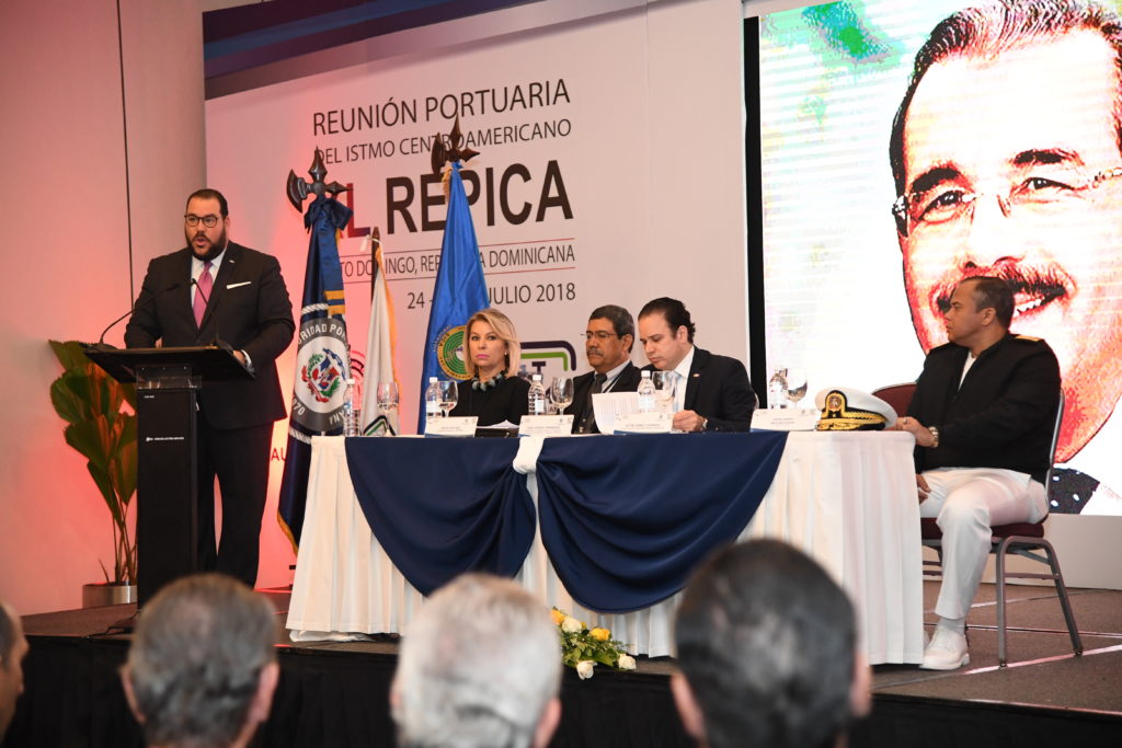 Víctor Gómez Casanova, definió como alta prioridad para RD la conectividad marítima a fin de lograr la integración con mercados de los países centroamericanos