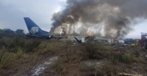 Avión de Aeroméxico tuvo un accidente en inmediaciones del aeropuerto del estado mexicano norteño de Durango el martes 31 de julio de 2018.