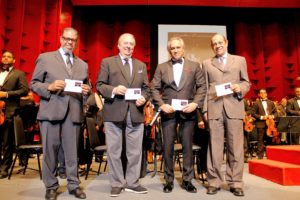 Modesto Guzmán, director general del Inposdom; Eduardo Selman, ministro de Cultura; José Antonio Molina, director de la Orquesta Sinfónica Nacional y Julio de Wind, director emérito.