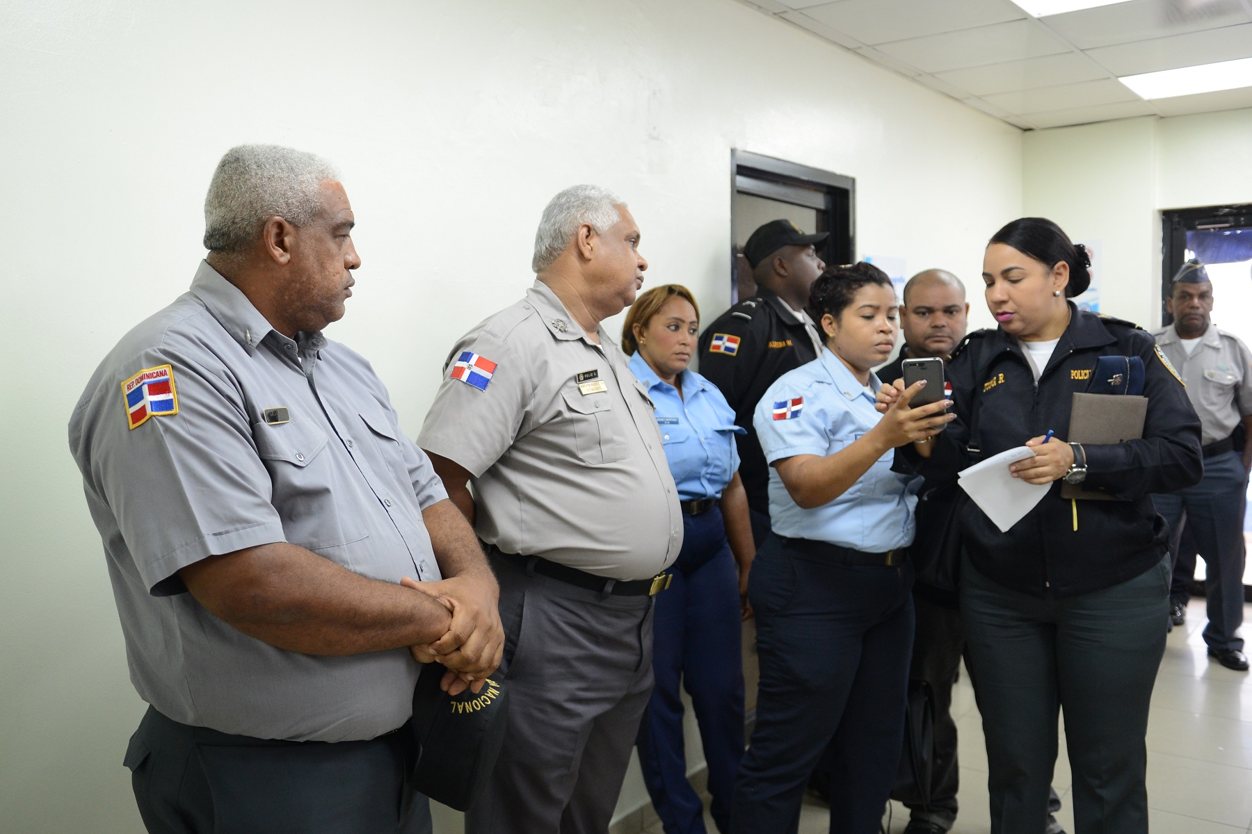 Inicio de programa de Salud Tu peso ideal, para policías en sobrepeso. Foto Danny Polanco.