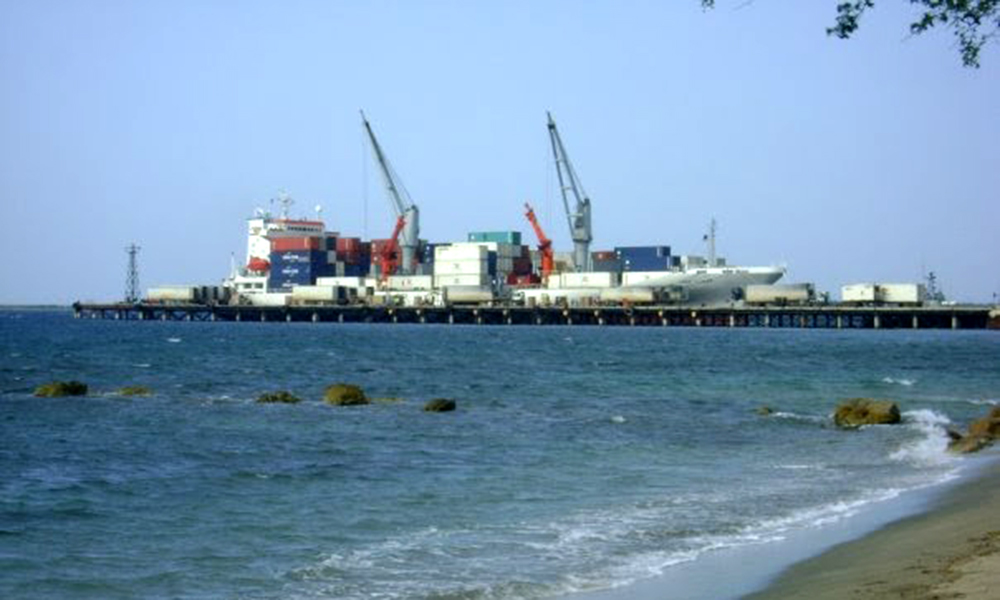 Puerto de Manzanillo. Cámara Americana de Comercio aplaude ampliación de horarios.