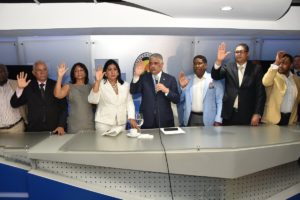 Migue Vargas juramenta a dirigentes de varias organizaciones políticas a las filas del PRD