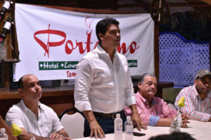 Wellington Arnaud mientras presentaba su candidatura en Puerto Plata