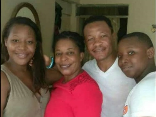 Miembros de una misma familia que fueron encontrados muertos en casa en Haití.