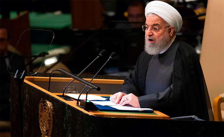 El presidente iraní Hassan Rouhani habla en la 73ra Asamblea General de a ONU el martes, 25 de septiembre del 2018, en Nueva York. (AP Foto/Mary Altaffer)