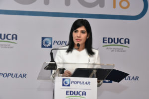 Mariel Bera, vicepresidente del Área de Relaciones Públicas del Banco Popular Dominicano, reiteró el compromiso de la entidad de continuar apoyando foros como Aprendo, que actualizan a los docentes y tienen como objetivo la excelencia educativa.