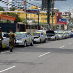 Efectivos militares vigilaron las calles para evitar alteración del orden. Foto Danny Polanco